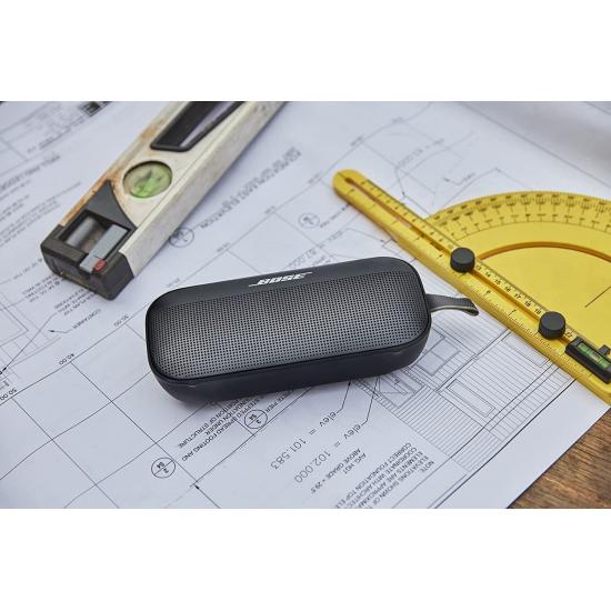 Bose SoundLink Flex Tragbarer Bluetooth-Lautsprecher – Schwarz