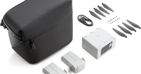 Amazon.co.jp: 【国内正規品】DJI Mini 3 Pro Fly Moreキット