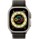 Apple Watch Ultra (GPS + Cellular, 49 mm) Smartwatch-Titangehäuse Trail Loop Schwarz/Grau - M/L