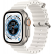 Apple Watch Ultra (GPS + Cellular, 49 mm) Smartwatch-Titangehäuse mit weißem Ozeanarmband